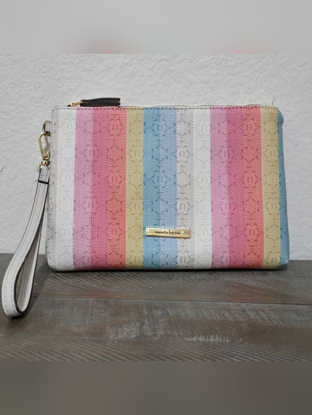 Nanette Lepore Wristlet Logo Summer Stripe Multi Pastel Colors Pouch Wallet - Picture 15 of 15